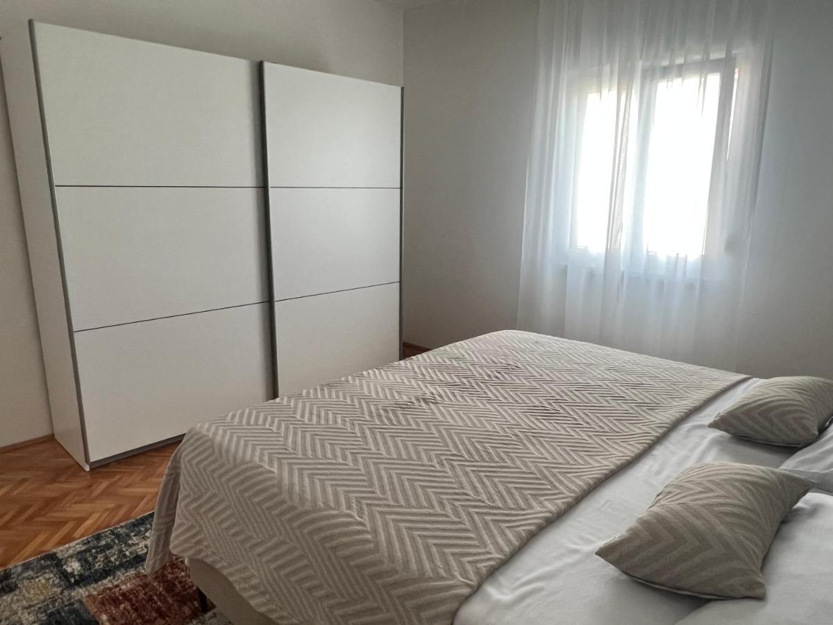 Apartments Javorska Kastela Ngoại thất bức ảnh