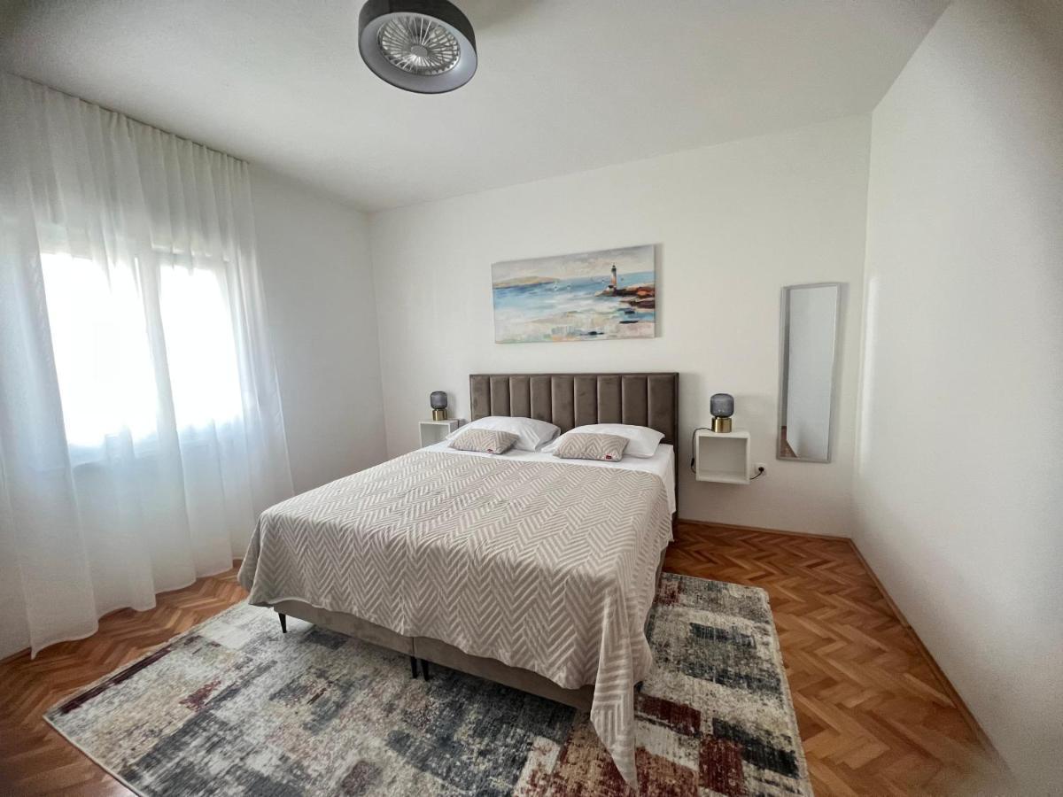 Apartments Javorska Kastela Ngoại thất bức ảnh