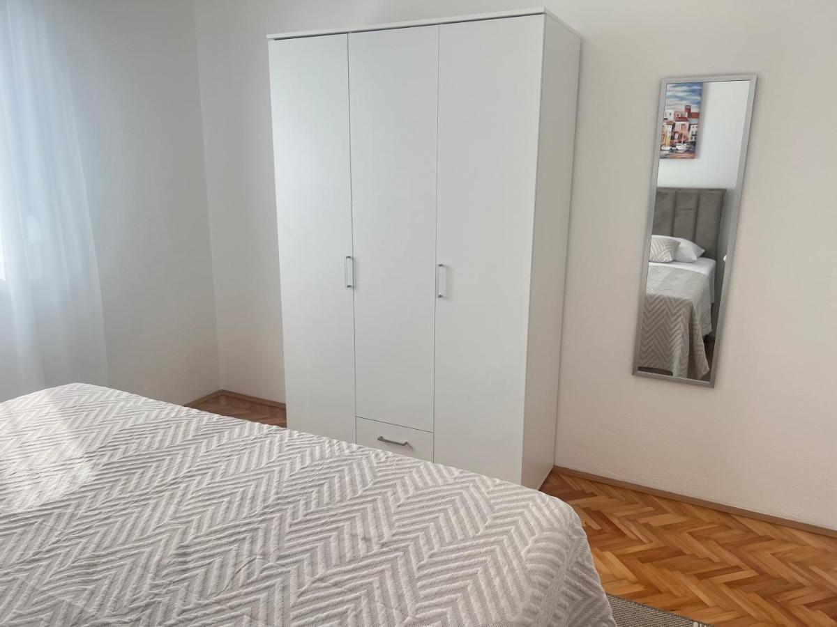 Apartments Javorska Kastela Ngoại thất bức ảnh
