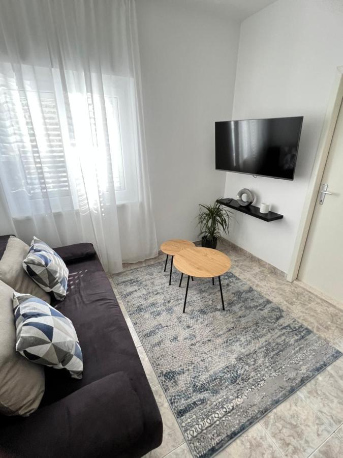 Apartments Javorska Kastela Ngoại thất bức ảnh