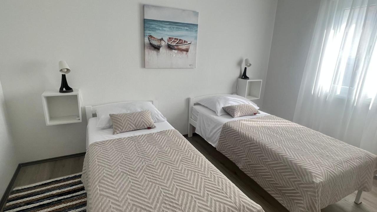 Apartments Javorska Kastela Ngoại thất bức ảnh