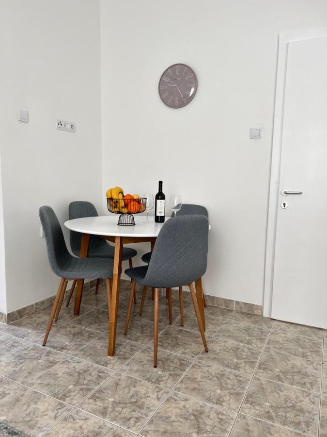 Apartments Javorska Kastela Ngoại thất bức ảnh
